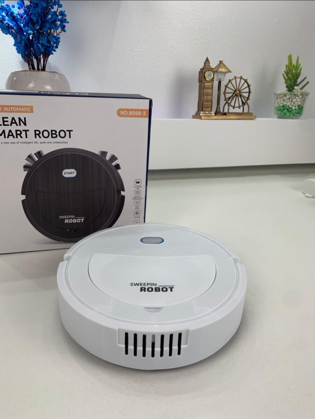 مكنسة تنظيف ذكية